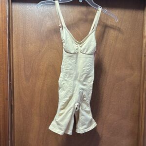 Women's Cream Shapewear Bodysuit